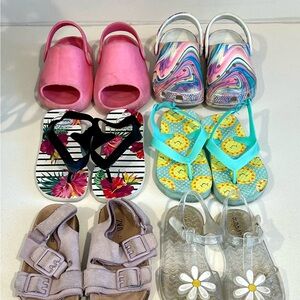 Kids Sandals I Zara, Old Navy, Crocs, Havaianas and
More